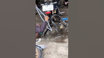 Bajaj NS 200 in chain set remove