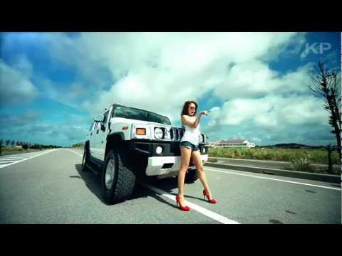 Sir. Mix-a-Lot vs. Hyuna - Bubble Got Pop