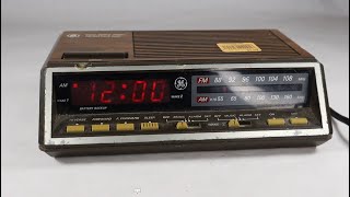 GE Two Wake up time AM FM Clock Radio