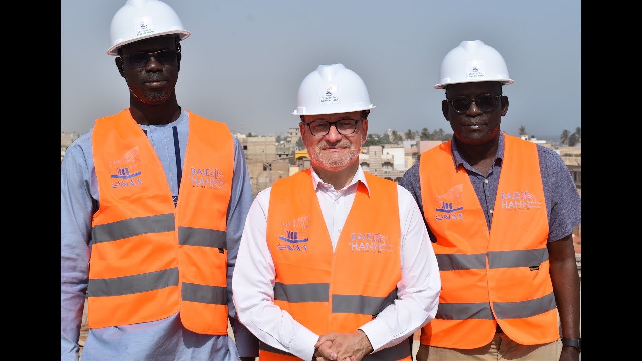 Visite du Directeur Général de l’AFD) à la Station de Traitement de Mbao.