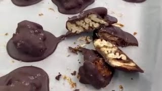 Sugar-Free Allulose "Turtle" Candy Recipe | Caramel Pecan Clusters | Dairy-Free & Vegan | Low Carb
