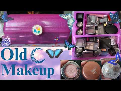 🎀✨ This Caboodle Has YEARS of Old Makeup Inside…
