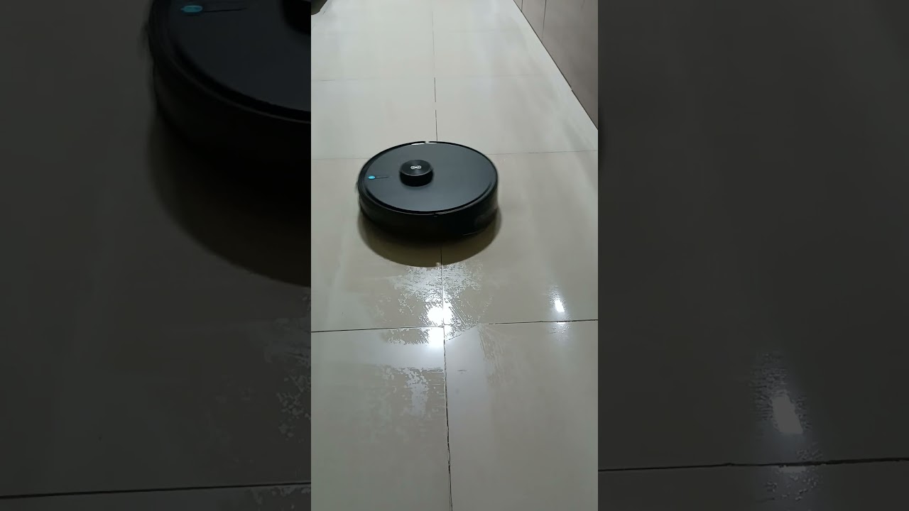 Ecovacs Deebot Y1 pro Robot Vaccum cleaner