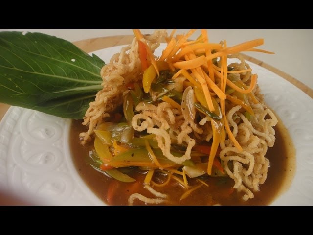 Indo Chinese Chopsuey | Sanjeev Kapoor Khazana