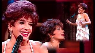 Shirley Bassey - Hey Jude (1994 Royal Variety Performance)