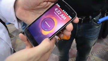 Ubuntu Phone Hands On - CES 2013