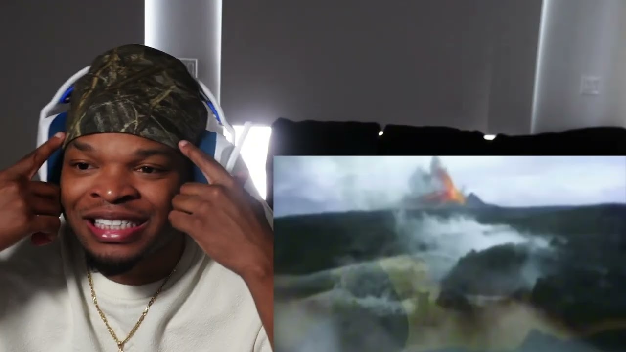 First Time Hearing Israel "IZ" Kamakawiwoʻole "Somewhere over the Rainbow"