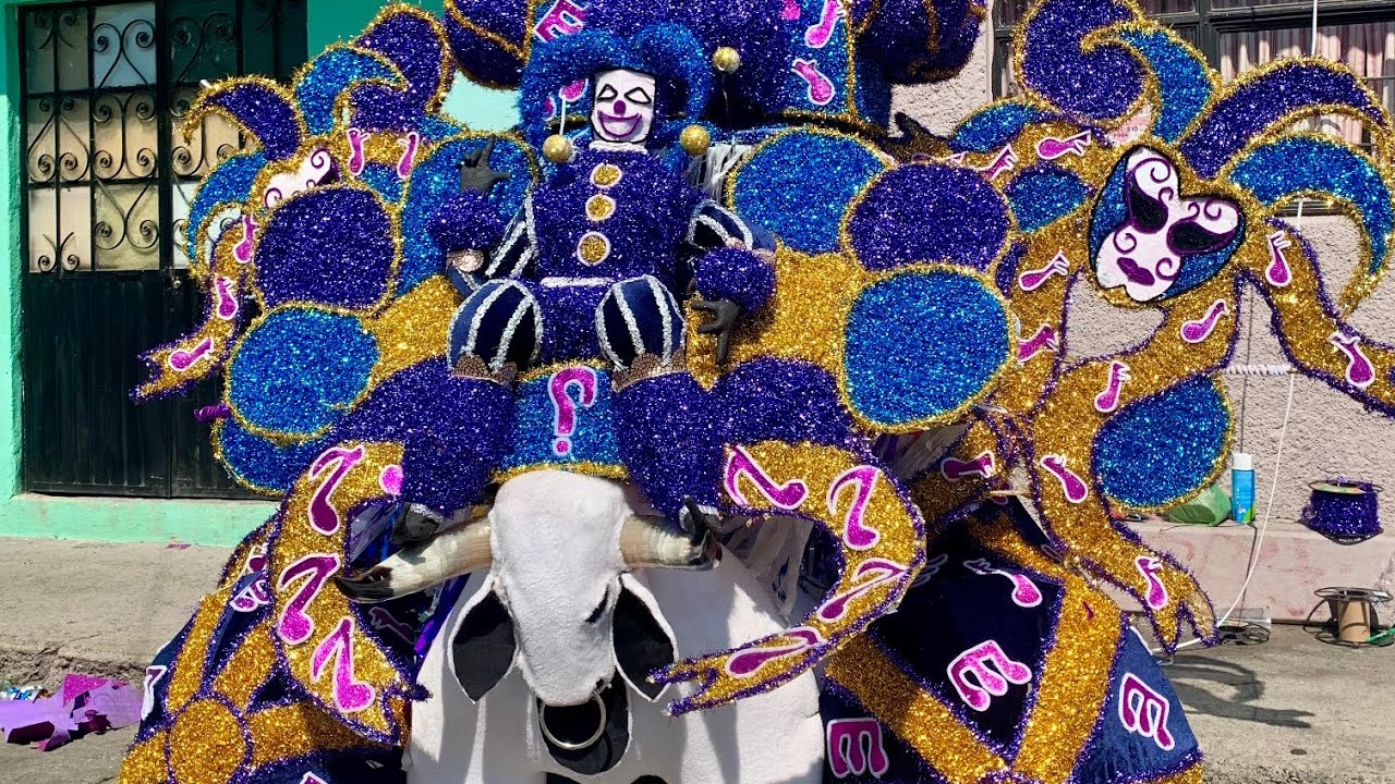 Torito de petate El Fugitivo de las flores🐃🎭(proceso de elaboracion)2024