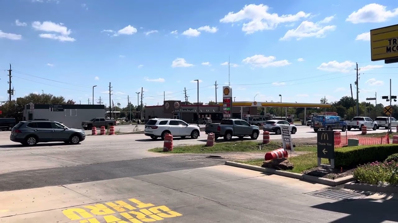 UP 6346 SB Leads Locomotive Magnolia,Tx