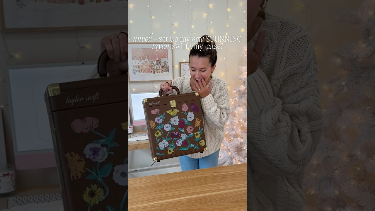 TAYLOR SWIFT VINYL CASE UNBOXING 😍 it's stunning!!! - YouTube