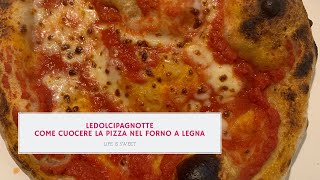 Come cuocere la pizza nel forno a legna. - YouTube