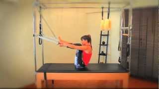 Pilates: Demo on the Cadillac | Pilatistas - Studio Pilates | Pilatistas