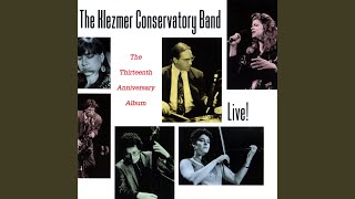 Fun Der Khupe (Live)