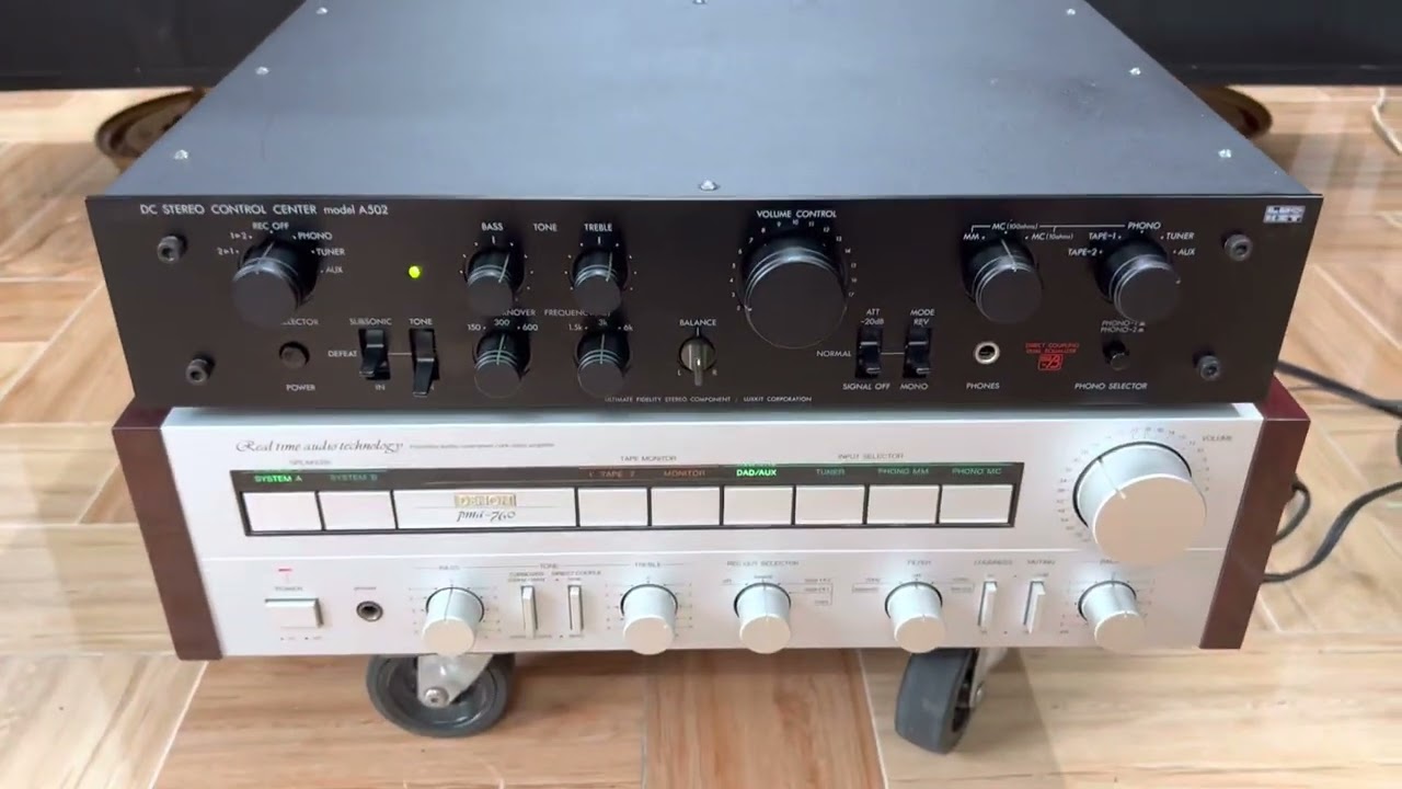 アンプ LUXKIT A502 DC STEREO CONTROL CENTER LUXKIT A502 DC STEREO CONTROL CENTER(A Very Modern Tube