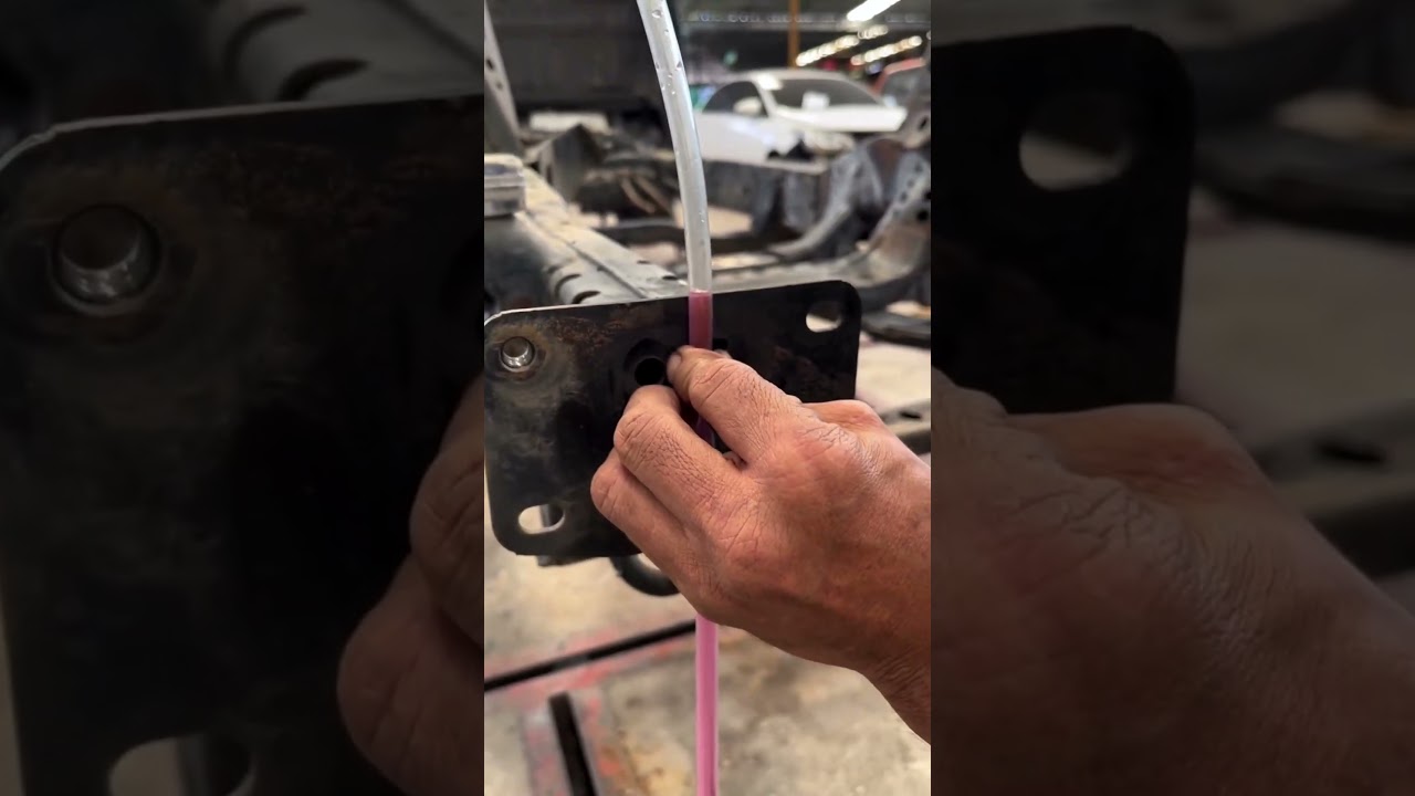 PHYSICS Never Lies! Using Liquid Pressure to Align a Massive Truck Frame 📏