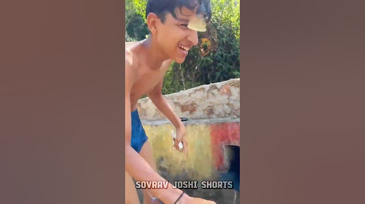 Ye Kaise Naha Ra Hai Kunali 😂 || sourav Joshi vlogs || minivlogs || #souravjoshivlogs #vlog #short