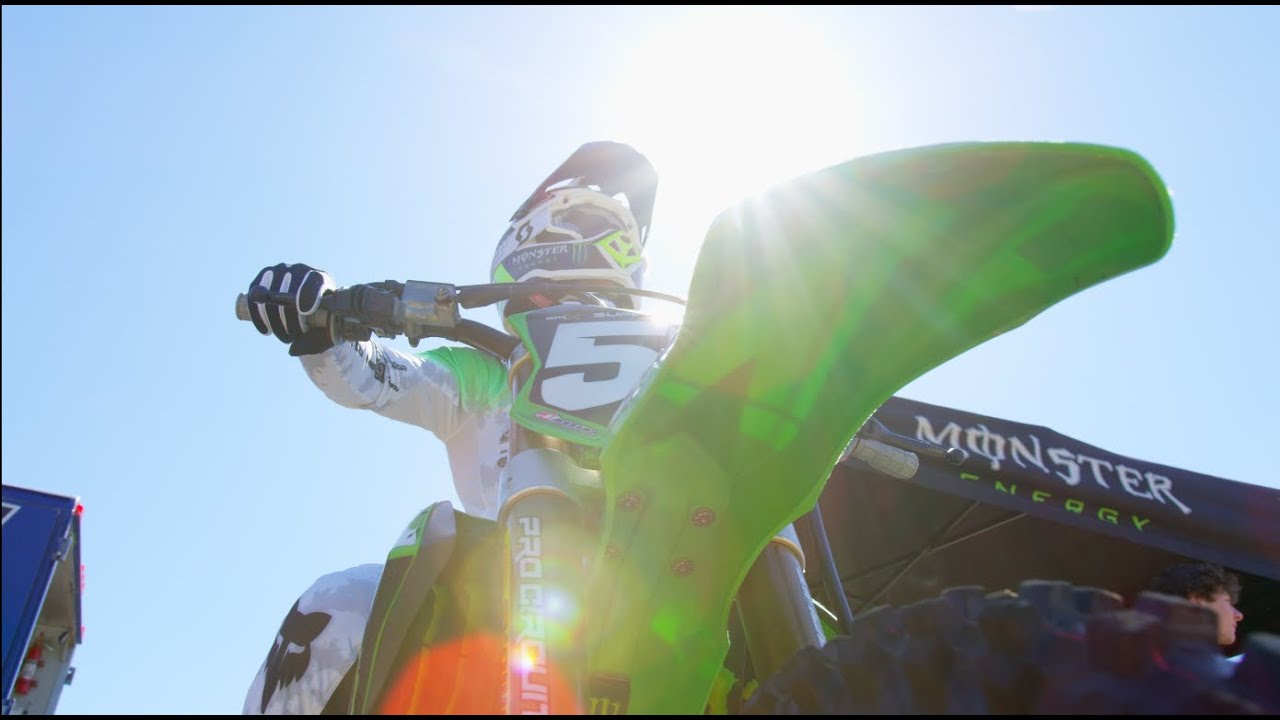 AUSTIN FORKNER ALL FUN FAST TUESDAYS... YouTube