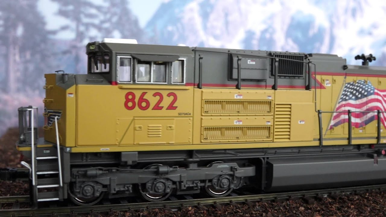 Union Pacific SD70ACe Yellow Trains UP YouTube