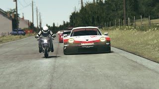 Kawasaki Ninja H2 Black Carbon vs Porsche 911 RSR vs McLaren F1 GTR at Old Spa