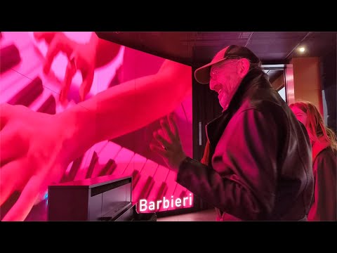 Barbieri performing live in central London (21/11/2025)