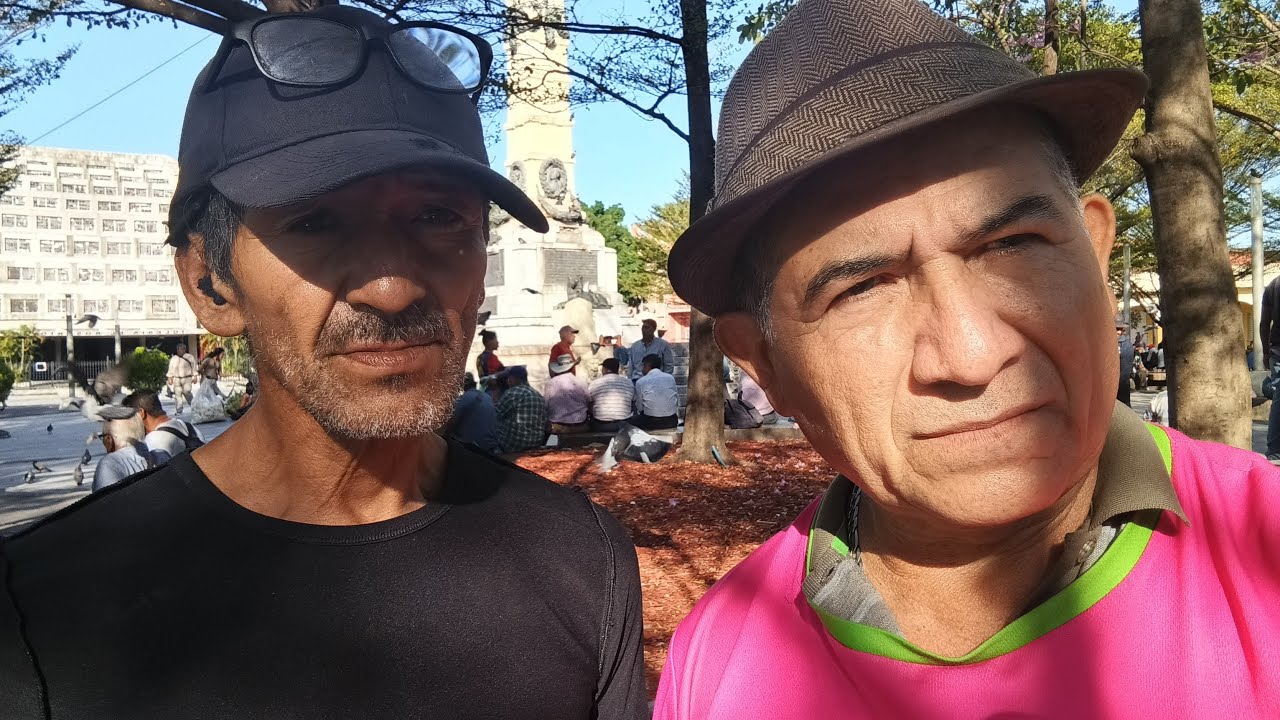 HAY NOTICIAs 📰 DE LO KE EL VETERINARIO VINO ADIFAMAR AL CANAL 💣💥