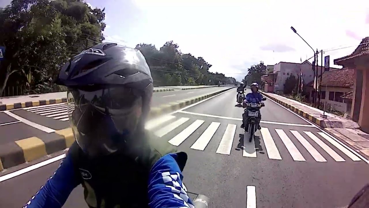 Touring Honda Astrea grand dari Jogja menuju Kediri - Ponorogo Via Cemarasewu