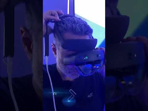 Video: A është HoloLens realiteti i shtuar?
