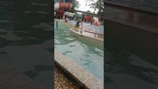 Main Air Di Danau Tanah Mas