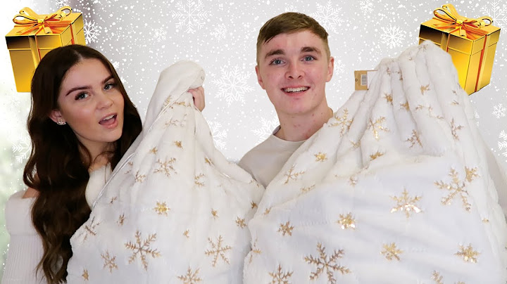 Huge Luxury CHRISTMAS GIFT SWAP With My Boyfriend *NO BUDGET*- Opening Our CHRISTMAS PRESENTS !!