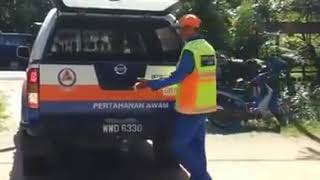 Huge python caught in Malaysia