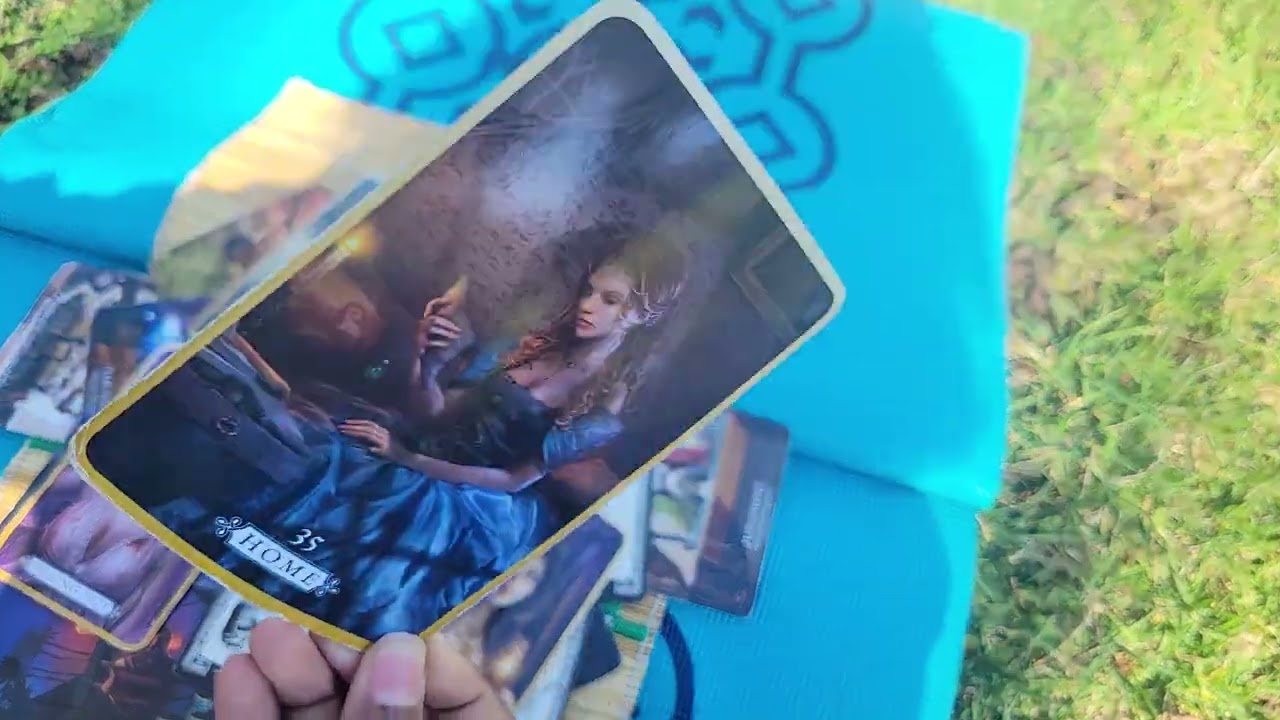 Pick A Card Messages About Your Relationship! (v-day series)