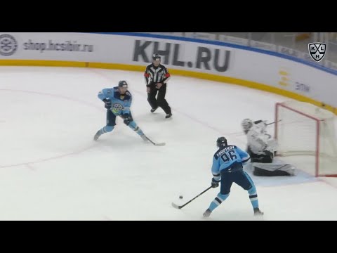 Korotkov capitalizes on two man rush