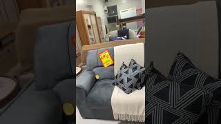 Estofados e painel na promoção