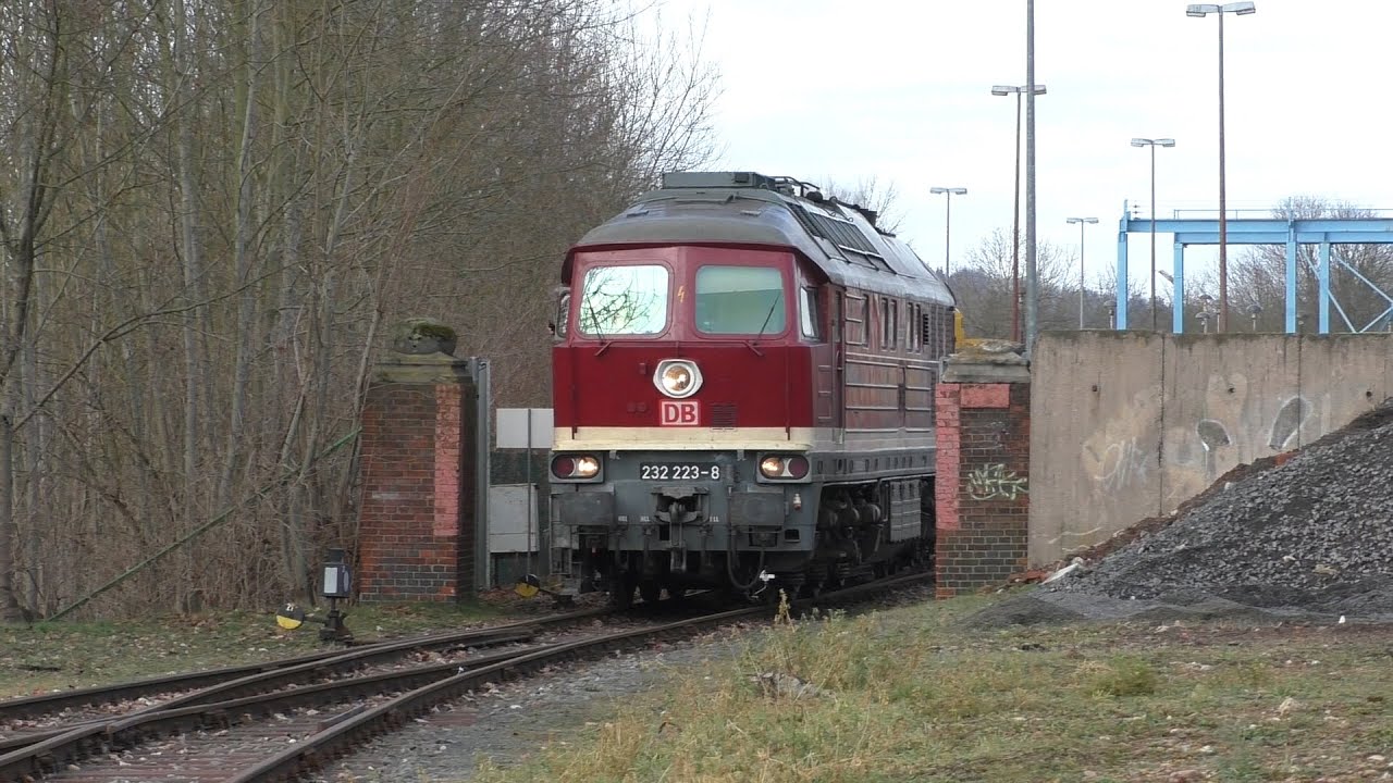 232 223-8 Überführung Kranzug nach Meiningen