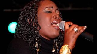 Angelique Dione - Gueyanam Keke (Sénégal Musique / Senegal Music)