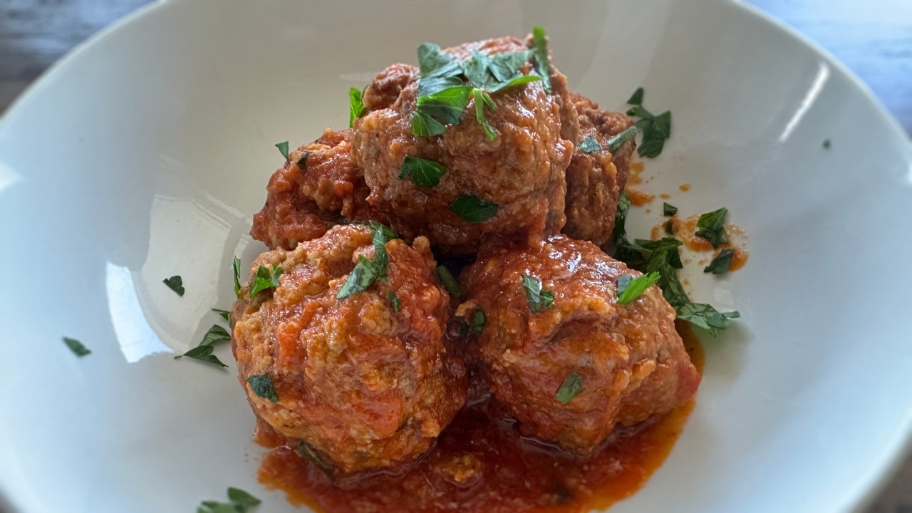 Ultimate Italian Meatballs At Home - YouTube