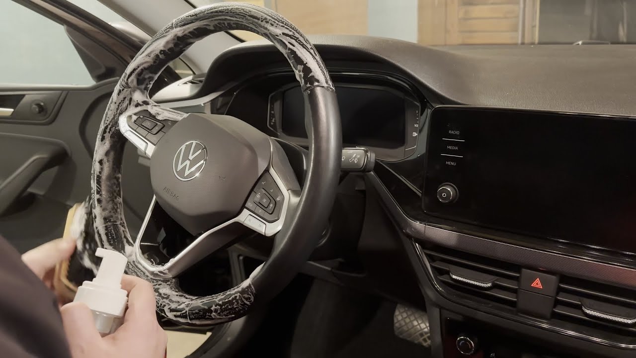 Химчистка салона Volkswagen Polo с помощью моющего пылесоса KARCHER ...