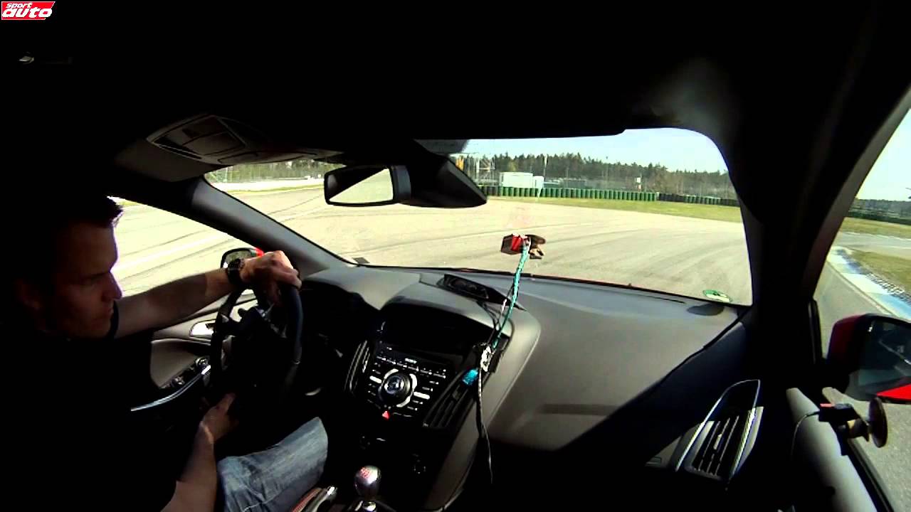 Golf GTI Performance vs Focus ST Test Hockenheim sport auto