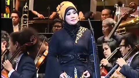 Addie MS leading Twilite Orchestra and chorus Performance in Bratislava  (Part 05) Aning Katamsi