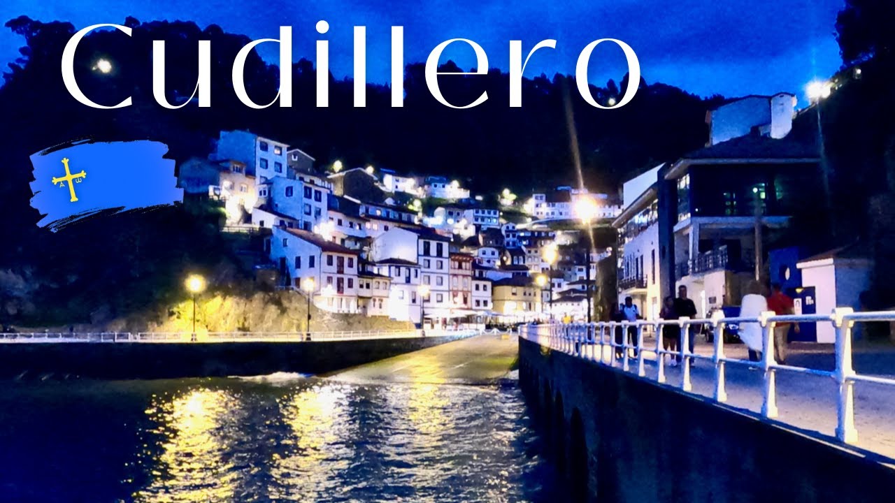 Spanish fishing village | Cudillero in the evening