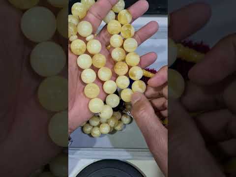 الفرق بين الكهرمان الحر والكهرمان الكبس