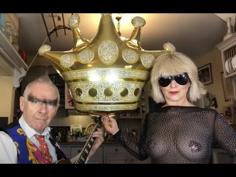 King Crimson's Robert Fripp + wife Toyah Willcox cover Megadeth's Holy Wars