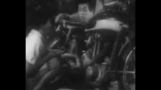 Seniman bujang Lapok - motor hilang
