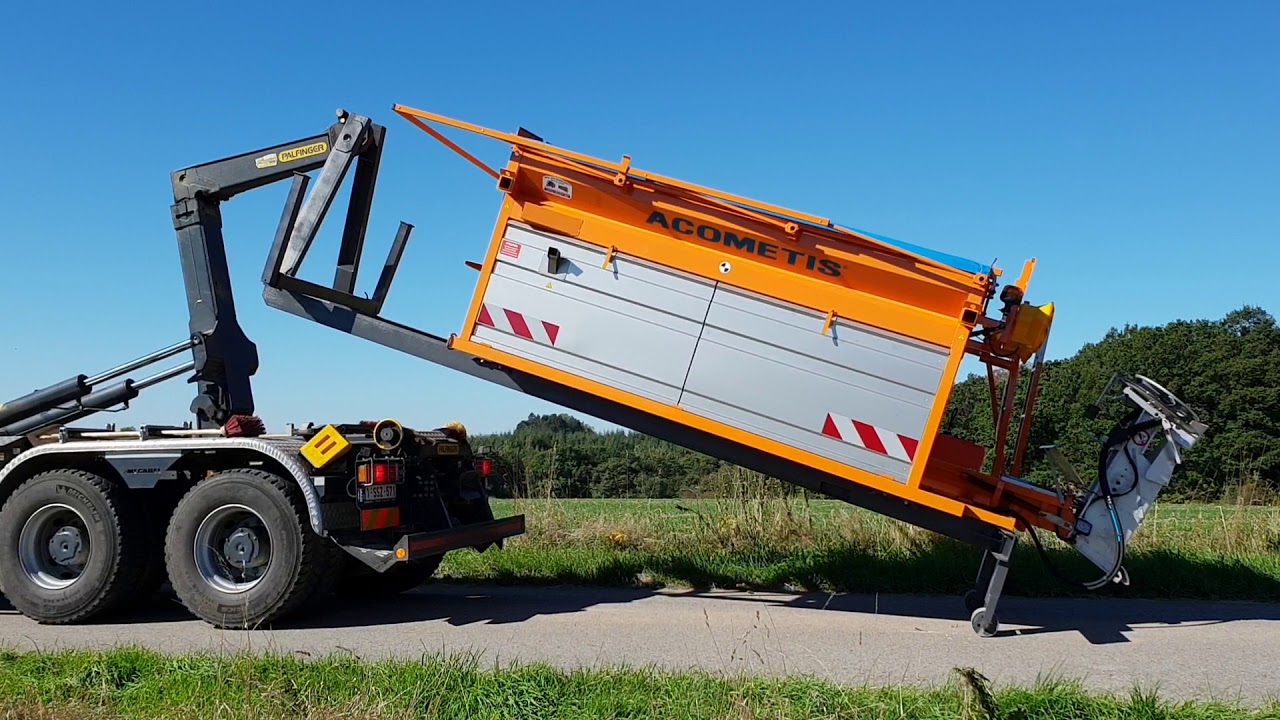 Montage saleuse ACOMETIS sur berce
