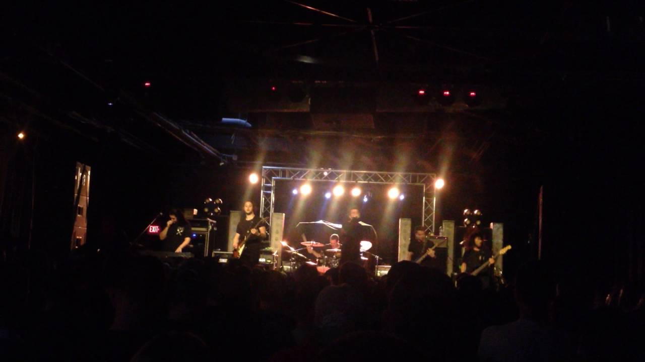 Guarda Make Them Suffer "Let Me In" @ Park Street Tavern. Columbus, OH 9/20/16 su YouTube Guarda Make Them Suffer "Let Me In" @ Park Street Tavern. Columbus, OH 9/20/16 su YouTube
