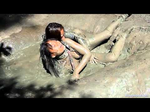 MessyModel v66 3 girls in mud