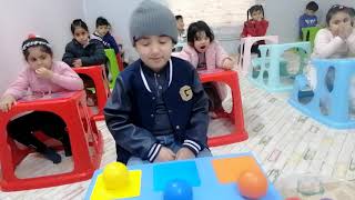 تعليم الأطفال على حفظ الألوان بالعربي والانكليزي 