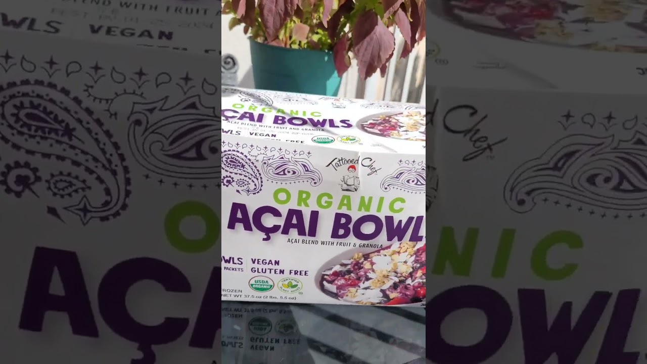 Easy and Healthy Snack you can find in Costco! Açai Bowls pre-made, just thaw and eat