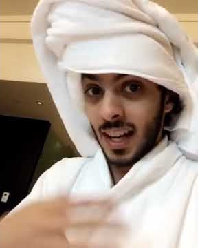 فارس ومناشف الفنادق 😂💙💙