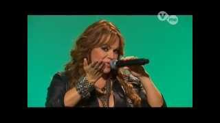 Jenni Rivera en Estudio Billboard canta "Por Que No Le Calas?"